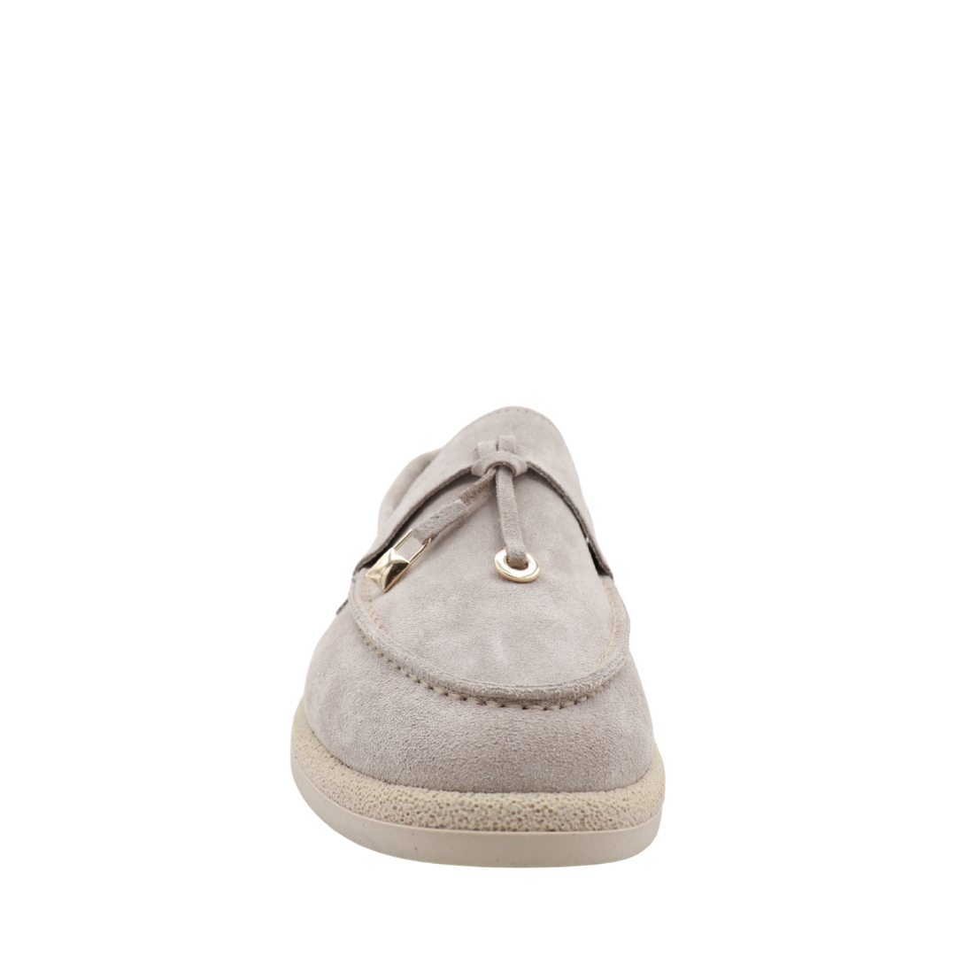 AYA – Le flâneur de luxe décontracté