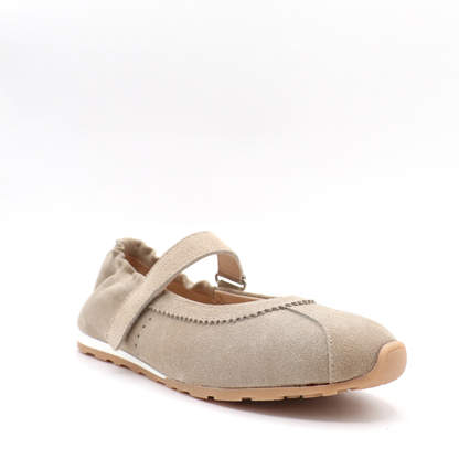 LOU – La ballerine sport en suède